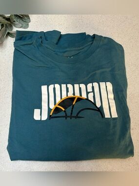 ✨ Jordan Teal Basketball Logo Long Sleeve T Shirt Men’s Large